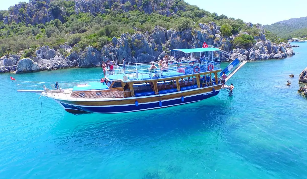 FOÇA TEKNE TURU